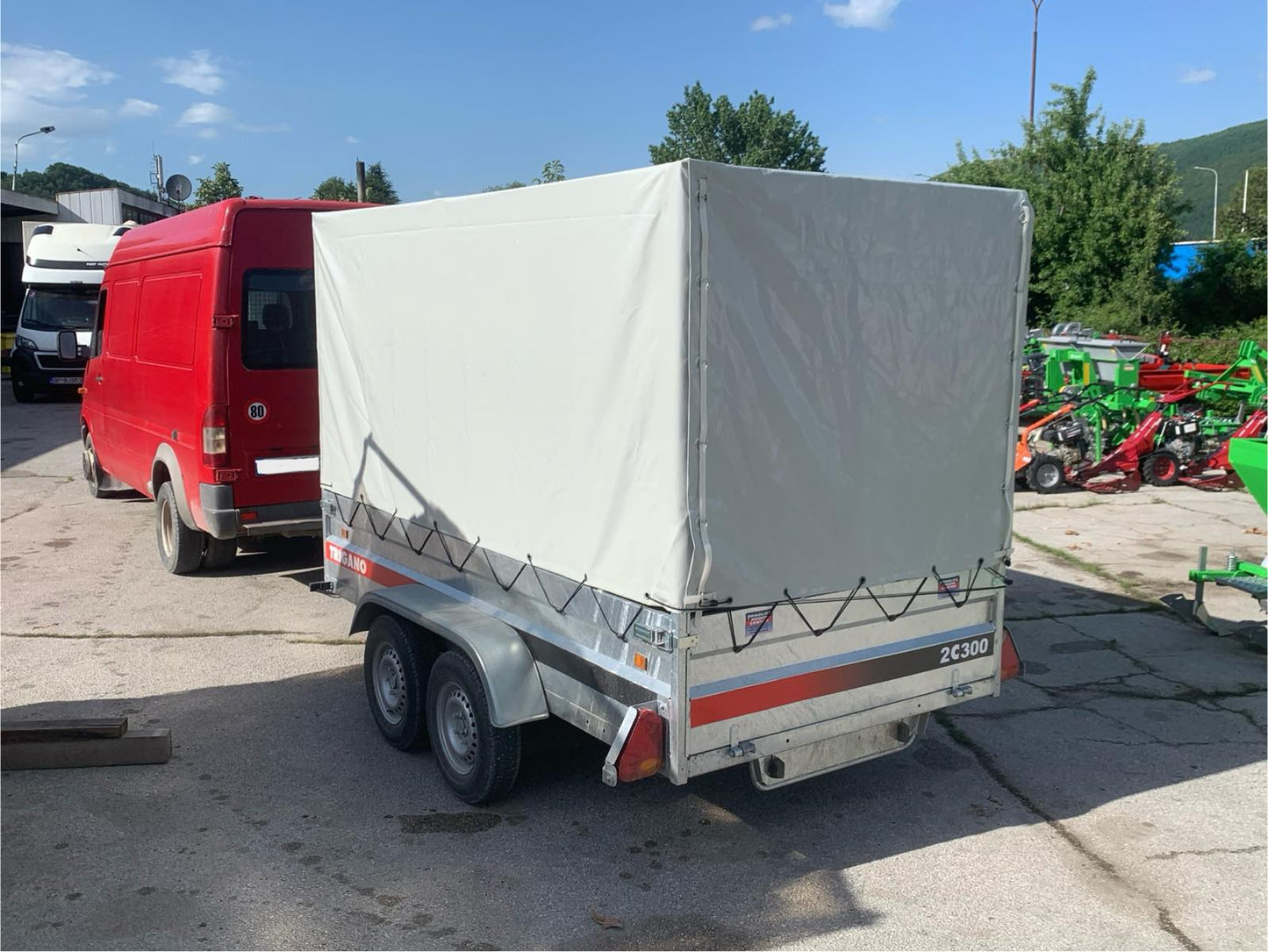 Trigano 2C300