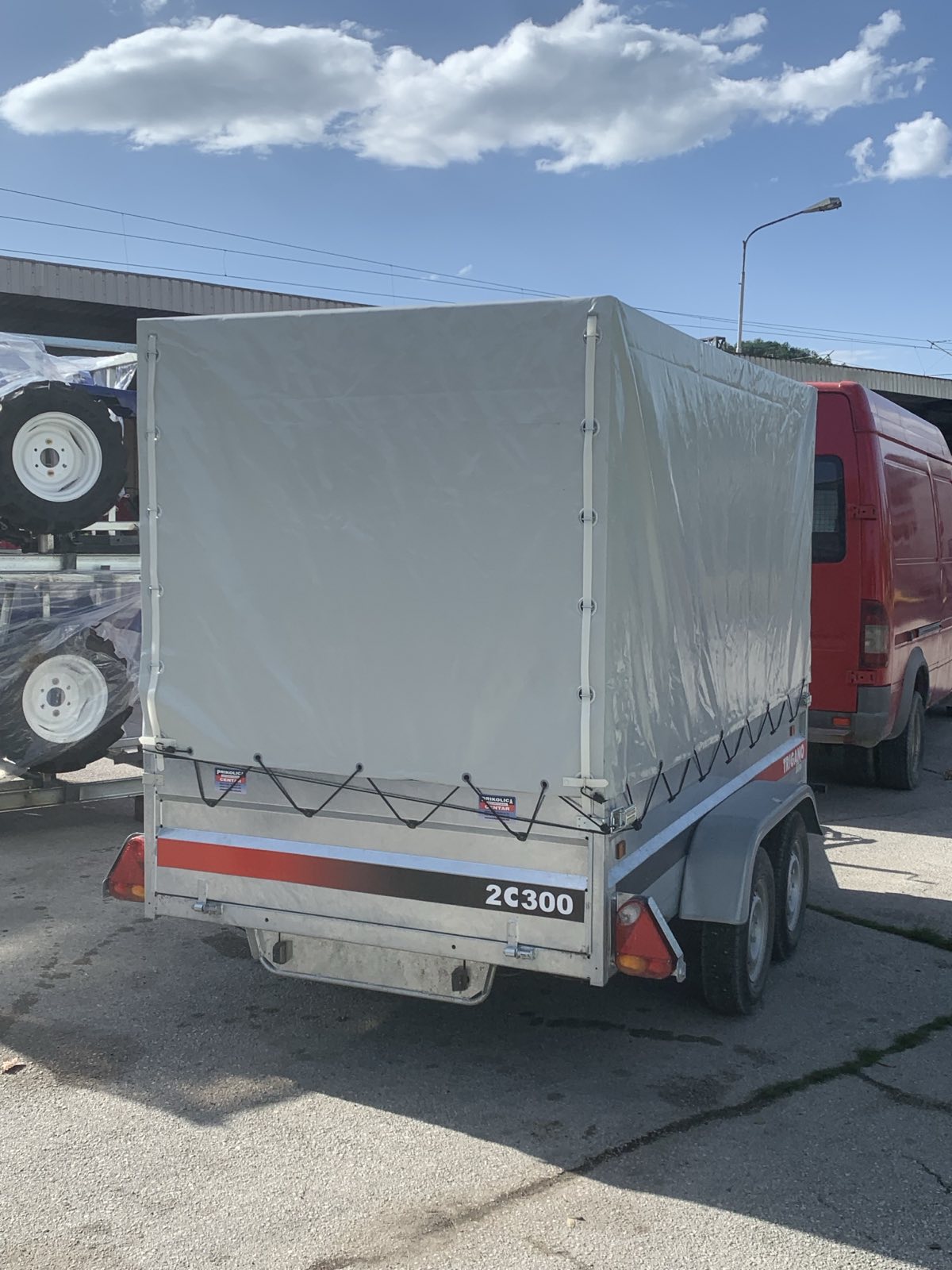 Trigano 2C300