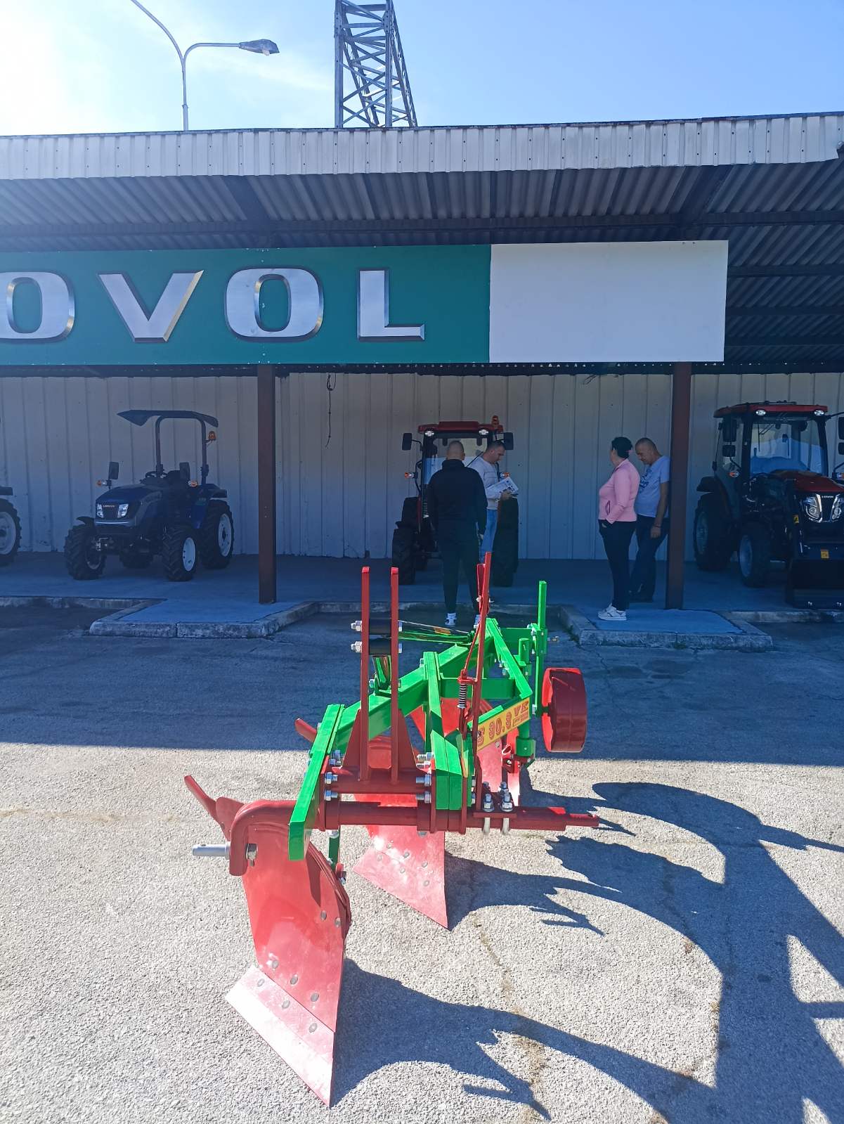 NOŠENI PLUG RIS 30.3 VKT