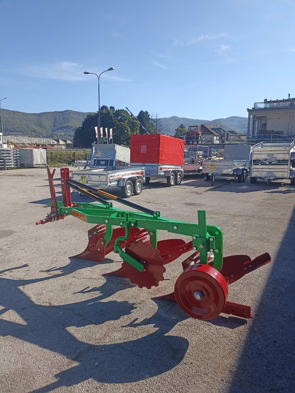NOŠENI PLUG RIS 30.3 VKT