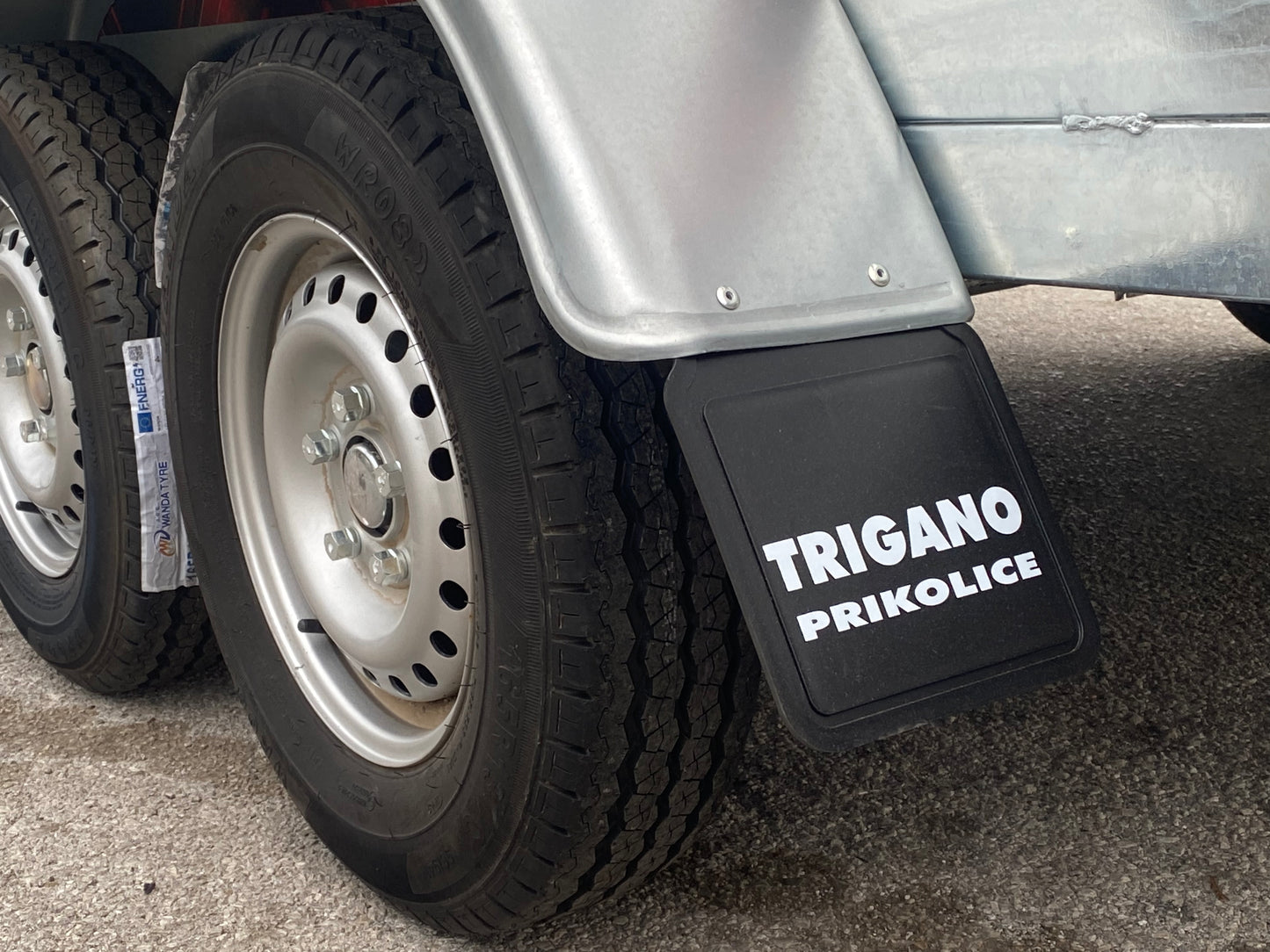 Trigano 2C300