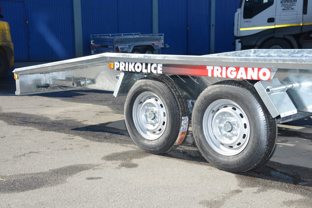 Trigano Šlep 2700